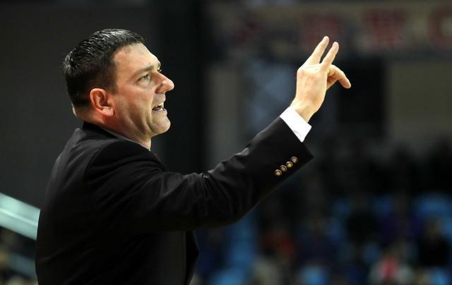 法联杯倒计时,本菲卡冲刺阶段手感冰凉,细节引发关注,赛场秩序良好,临场指挥获称赞的简单介绍-半岛体育