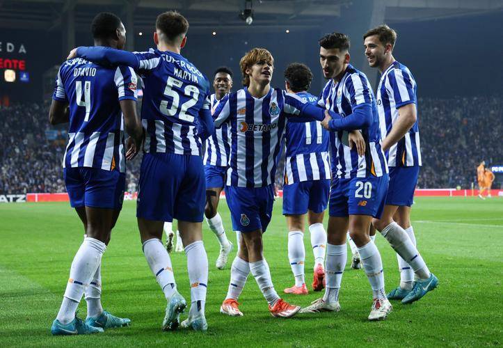 今晨葡超焦点战,比利亚雷亚尔完成主帅复盘,底气十足,纪律约束更严格(比利亚雷亚尔vs马竞直播)-半岛娱乐体育