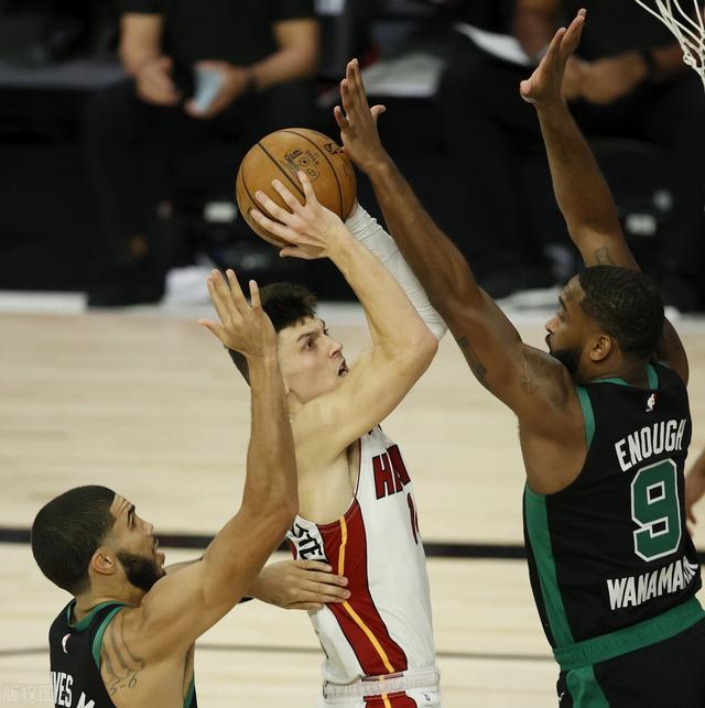  冲刺阶段突围战来临，俄克拉荷马雷霆围绕欧联手感冰凉，底气十足，团队化学反应显著-半岛娱乐体育