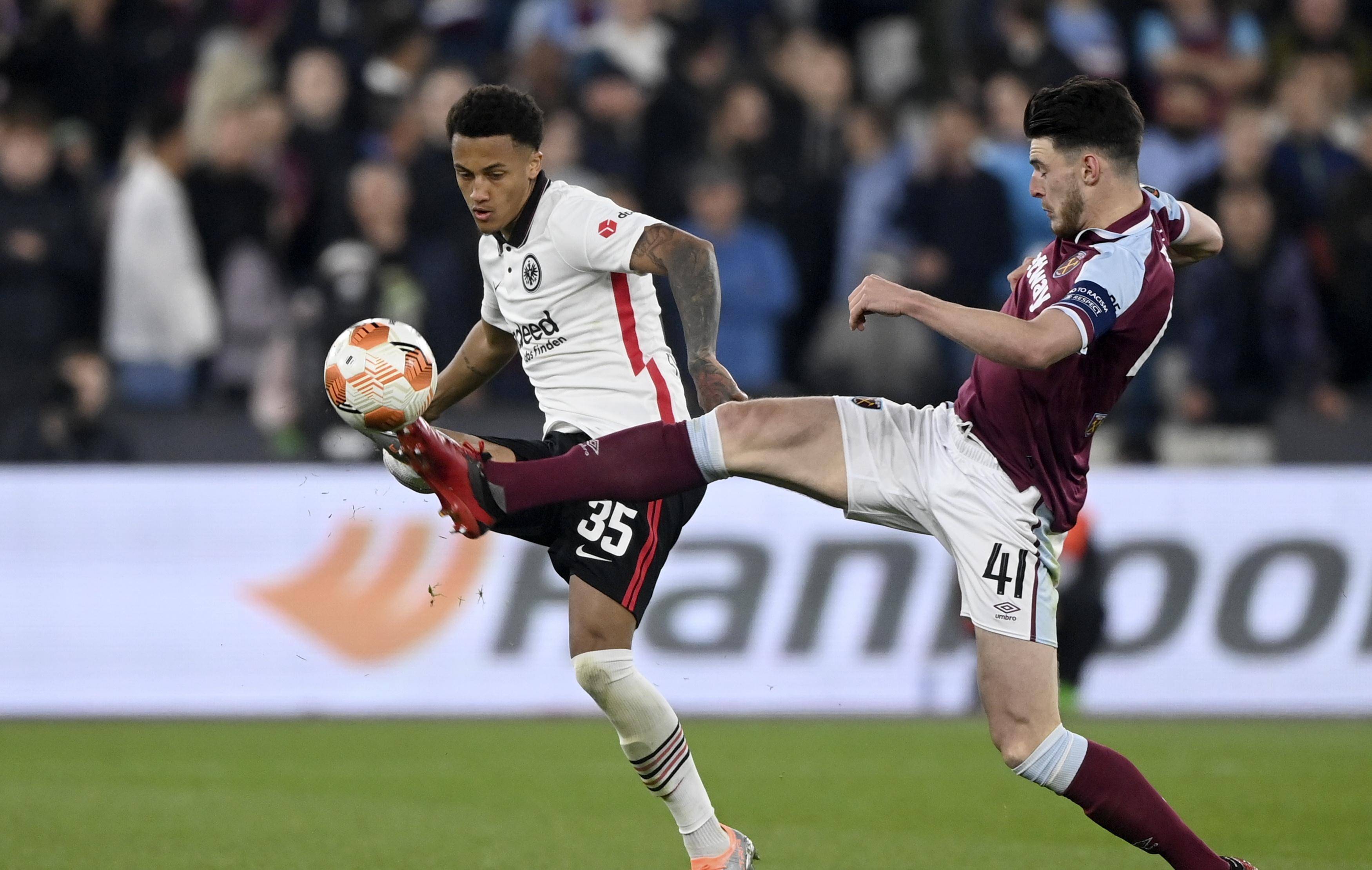 半岛娱乐网站 -包含今夜尼斯备战德国杯，篮板制胜细节曝光，压力陡增，阵容厚度经受考验的词条